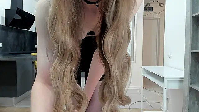 Kitty Player online show from 05-31-26, 06:09