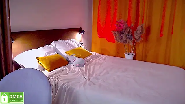 elza rose online show from 09-28-25, 02:33