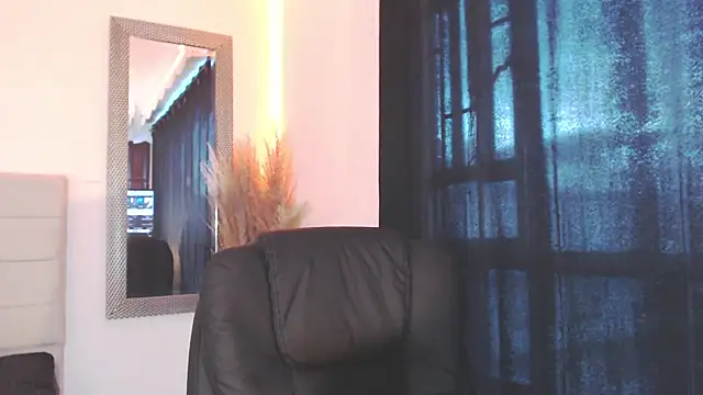 Anna belly online show from 09-08-25, 02:49