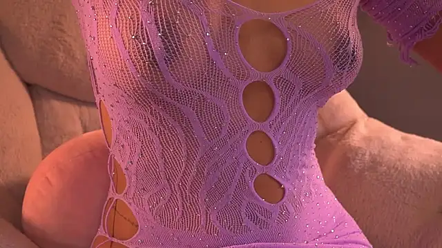 violeth     online show from 10-06-25, 11:18