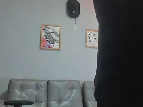 Snapshot of Xfire_boy69 chatting on 09-15-25, 08:31 Xfire boy69 online show from 09-15-25, 08:31