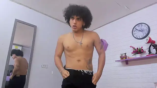 Snapshot of Xfire_boy69 chatting on 10-09-25, 04:27 Xfire boy69 online show from 10-09-25, 04:27