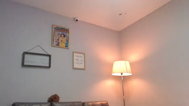 Snapshot of Xfire_boy69 chatting on 11-10-25, 04:39 Xfire boy69 online show from 11-10-25, 04:39