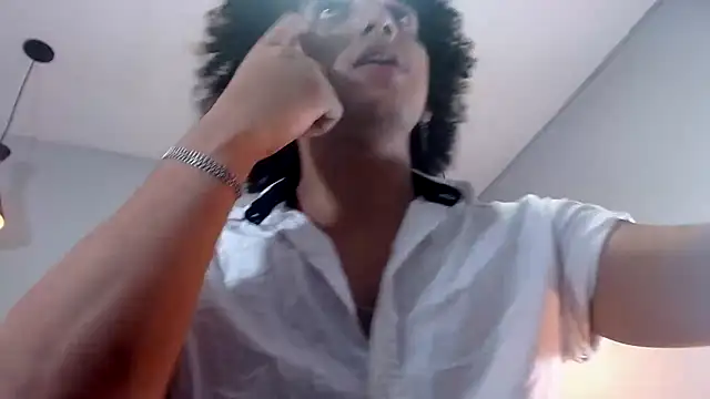 Snapshot of Xfire_boy69 chatting on 11-16-25, 03:06 Xfire boy69 online show from 11-16-25, 03:06