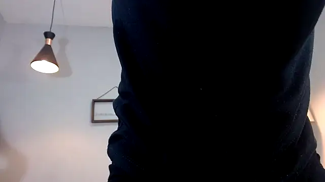 Snapshot of Xfire_boy69 chatting on 11-18-25, 12:20 Xfire boy69 online show from 11-18-25, 12:20