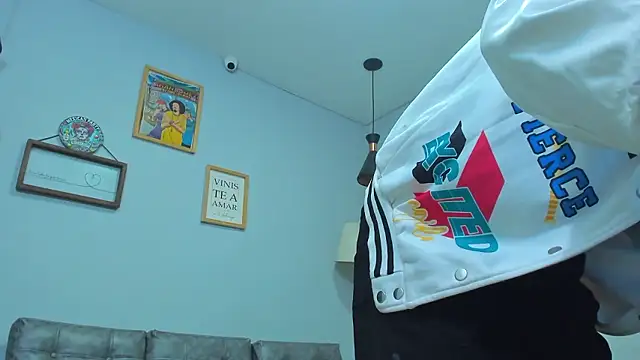 Xfire boy69 online show from 01-14-26, 09:31