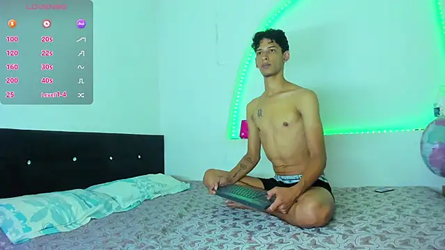 Snapshot of liaam_mendoza chatting on 09-19-25, 04:14 liaam mendoza online show from 09-19-25, 04:14