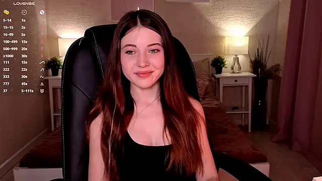Snapshot of Kimmie_shine chatting on 07-24-26, 03:43 Kimmie shine online show from 07-24-26, 03:43