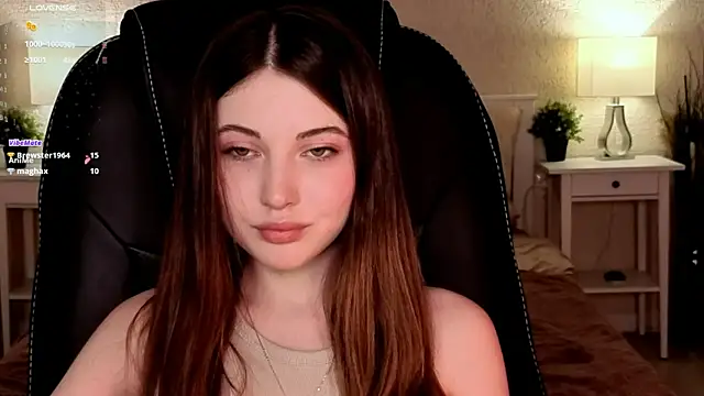 Snapshot of Kimmie_shine chatting on 07-28-26, 06:20 Kimmie shine online show from 07-28-26, 06:20