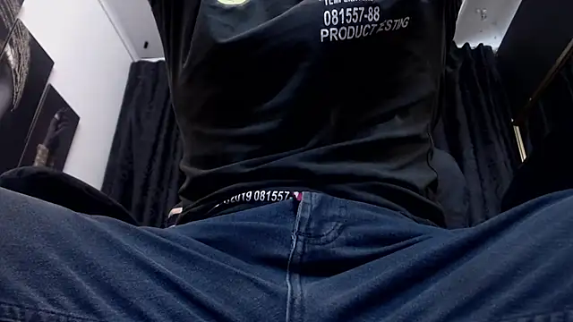 Derek Storm  online show from 10-04-25, 02:53