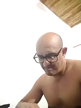 Snapshot of jorge406 chatting on 11-21-25, 02:32 jorge406 online show from 11-21-25, 02:32