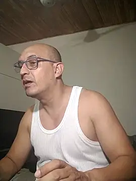 Snapshot of jorge406 chatting on 02-17-26, 11:33 jorge406 online show from 02-17-26, 11:33