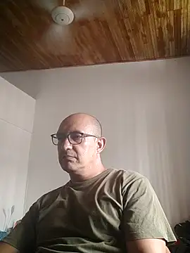 Snapshot of jorge406 chatting on 03-08-26, 05:28 jorge406 online show from 03-08-26, 05:28