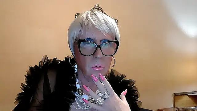 Snapshot of ROBY_SWEETHOT chatting on 10-03-25, 10:29 ROBY SWEETHOT online show from 10-03-25, 10:29