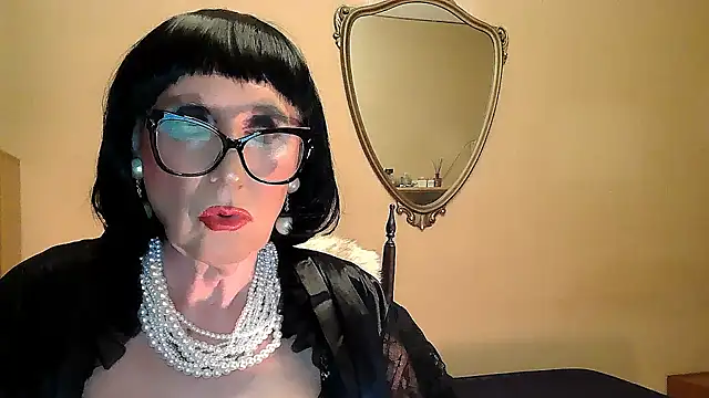 Snapshot of ROBY_SWEETHOT chatting on 10-07-25, 10:18 ROBY SWEETHOT online show from 10-07-25, 10:18