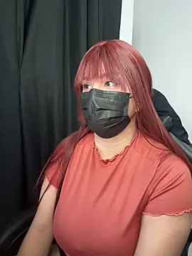 Snapshot of Anonnymsk chatting on 10-18-25, 04:15 Anonnymsk online show from 10-18-25, 04:15