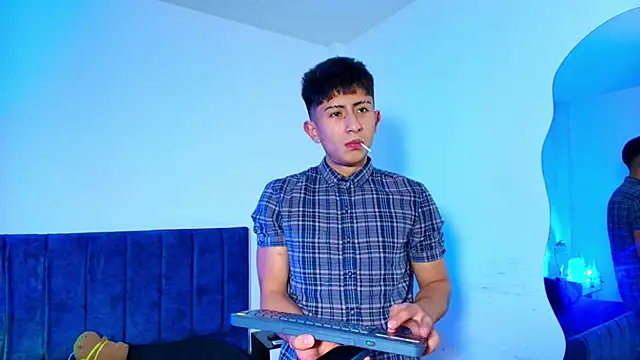 Snapshot of Andy_Justgame chatting on 12-03-25, 03:25 Andy Justgame online show from 12-03-25, 03:25