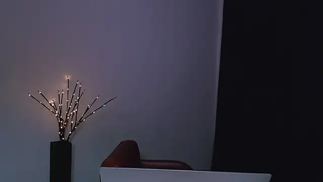 Lia noo regrets online show from 12-22-25, 05:32