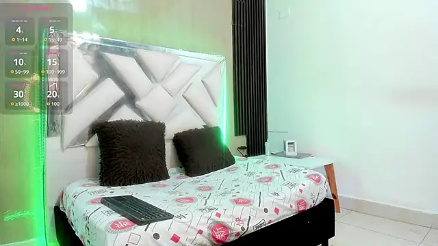 karen matwell online show from 11-21-25, 01:37