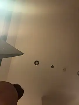 Snapshot of pophiboy chatting on 02-25-26, 02:27 pophiboy online show from 02-25-26, 02:27