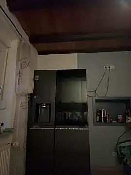 SweetTeenGirl online show from 11-10-25, 06:12