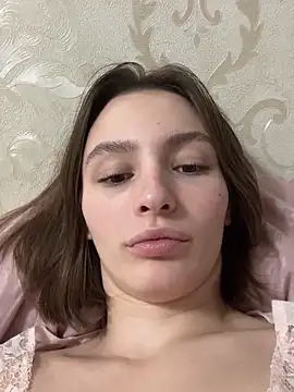 Snapshot of ZariaFlame chatting on 11-10-25, 09:36 ZariaFlame online show from 11-10-25, 09:36