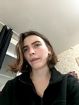 Snapshot of ZariaFlame chatting on 11-15-25, 09:11 ZariaFlame online show from 11-15-25, 09:11