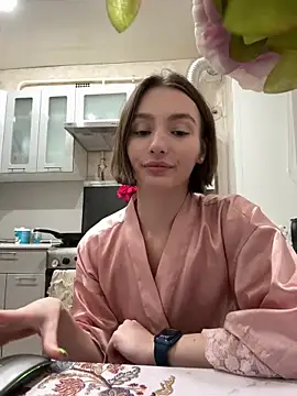 Snapshot of ZariaFlame chatting on 11-28-25, 08:33 ZariaFlame online show from 11-28-25, 08:33