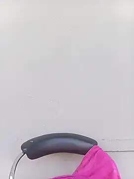 GoldSnowXxX online show from 10-02-25, 01:07