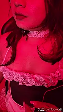 Snapshot of Bimbowati chatting on 10-18-25, 06:52 Bimbowati online show from 10-18-25, 06:52