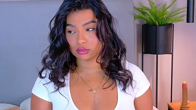 LanaRozz online show from 04-16-26, 07:47