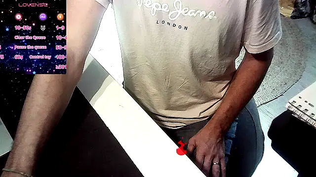 french male whorexh online show from 09-19-25, 12:39