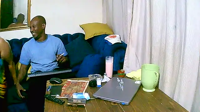 Snapshot of SHORTGUN_STALLION chatting on 11-27-25, 10:45 SHORTGUN STALLION online show from 11-27-25, 10:45