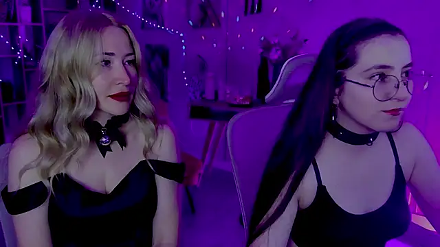 Snapshot of AstraMonroe chatting on 09-11-25, 05:29 AstraMonroe online show from 09-11-25, 05:29