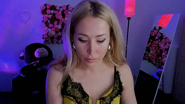 AstraMonroe online show from 04-21-26, 10:32