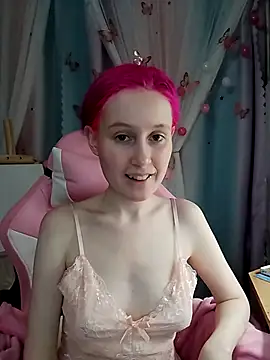 Fuzzy Unicorn online show from 11-10-25, 07:02