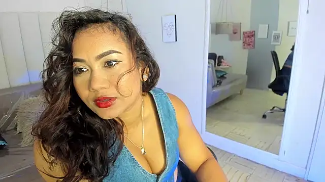 veronica b07 online show from 05-16-26, 01:54
