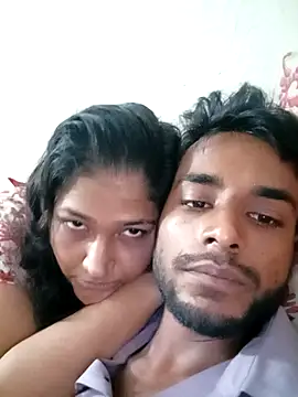 Hotty-couple063 online show from 09-11-25, 11:32