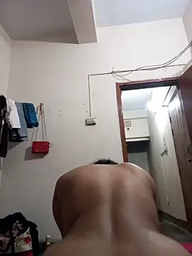 Hotty-couple063 online show from 09-13-25, 07:13