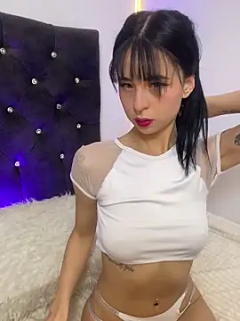 Lia  1 online show from 10-07-25, 12:35