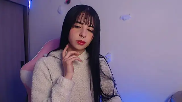 Lia  1 online show from 11-28-25, 07:16