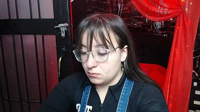 mia 778 online show from 09-17-25, 01:35