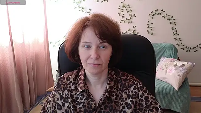 Snapshot of Lia_Tito chatting on 05-23-26, 05:56 Lia Tito online show from 05-23-26, 05:56