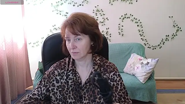 Snapshot of Lia_Tito chatting on 06-06-26, 07:13 Lia Tito online show from 06-06-26, 07:13