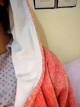 Miss-Lynda online show from 04-01-26, 03:20