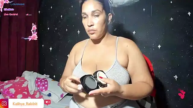 Ivy horse  online show from 04-10-26, 01:44