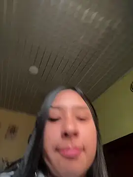 Snapshot of BELLAALEJA chatting on 12-03-25, 10:41 BELLAALEJA online show from 12-03-25, 10:41