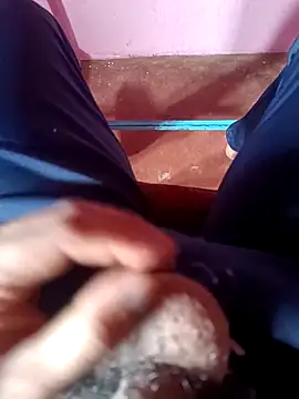 Snapshot of Hunter_ind123 chatting on 09-10-25, 06:35 Hunter ind123 online show from 09-10-25, 06:35