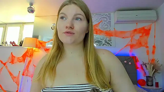 AshleyJoness online show from 10-30-25, 06:04