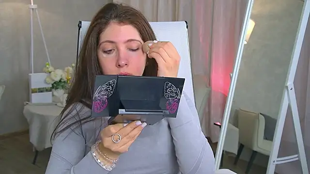 Mary Miiller online show from 11-23-25, 07:30